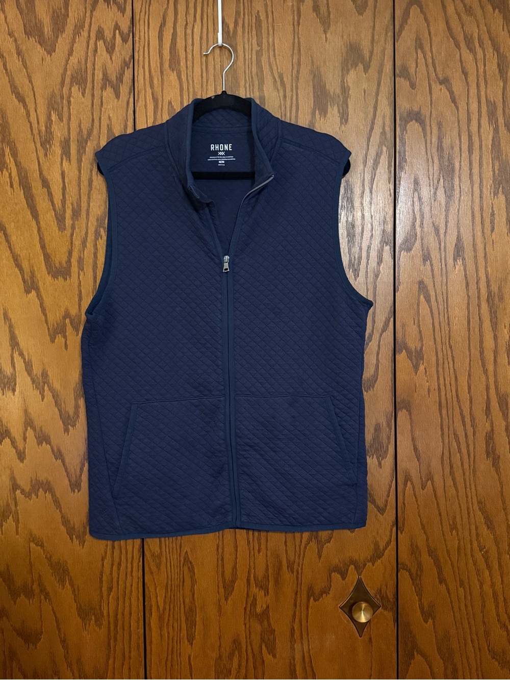 Rhone Men’s Quilted Full Zip Vest Navy Blue Medium Performance Athletic Layer